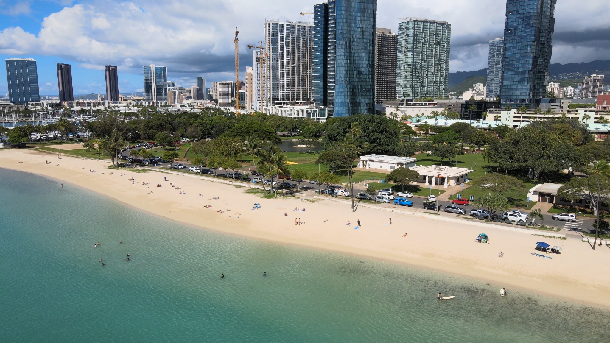 Aerial view of Ala Moana Beach Park and Honolulu.