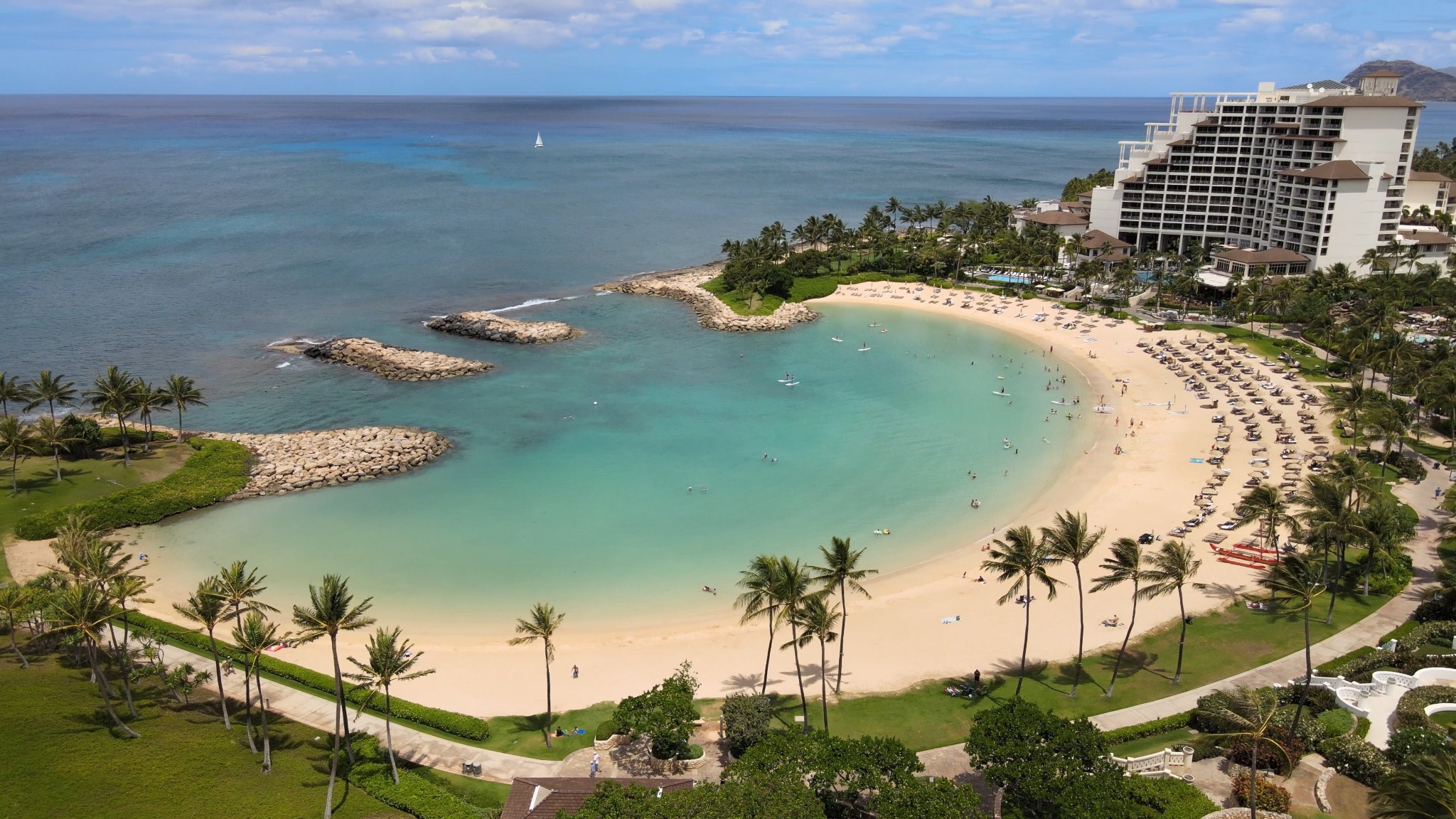 Aerial view of a Ko Olina lagoon, Oʻahu.