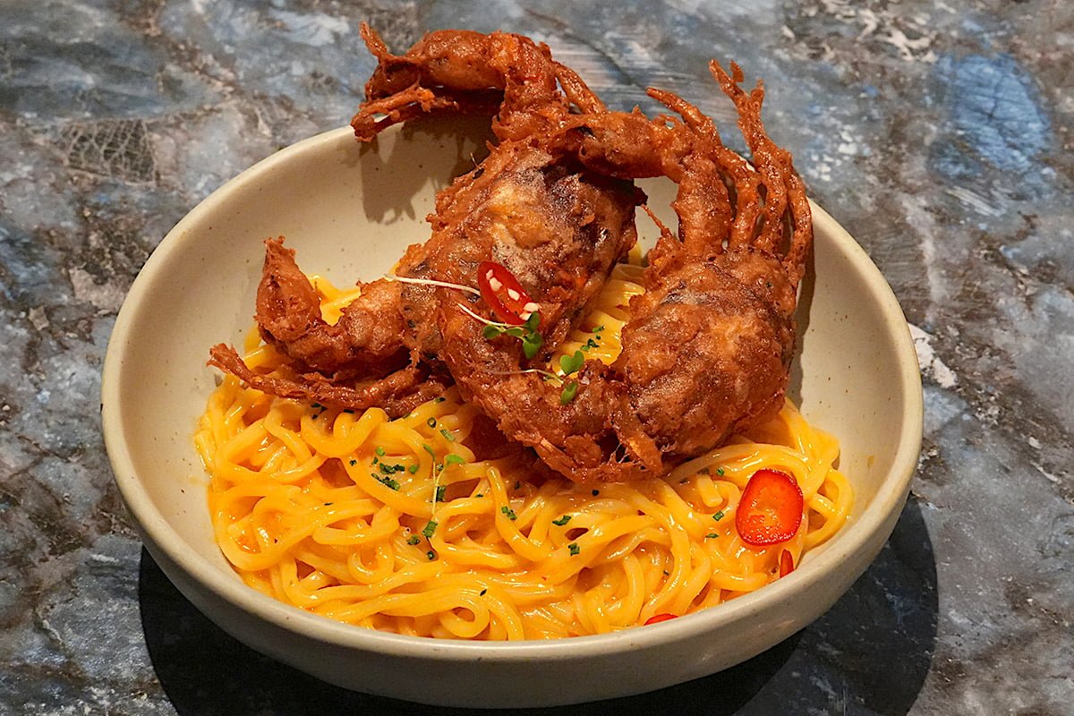 Softshell crab pasta at Chao Hawaiʻi