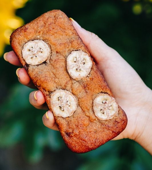 Banana bread from Mabuhaylicious, paired with its listing in Fishcake’s vendor directory