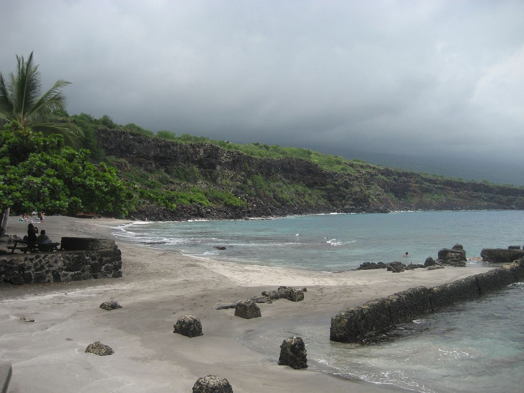 Hoʻokena Beach Park — source photograph
