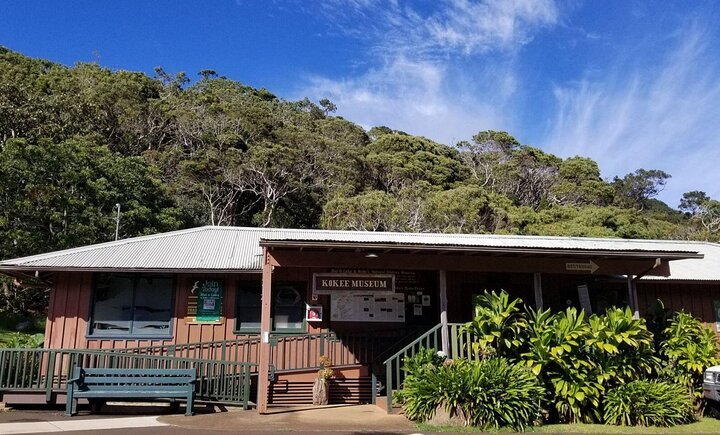 Kōkeʻe Natural History Museum exterior.