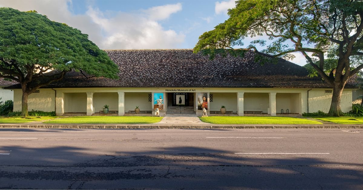 Honolulu Museum of Art exterior.