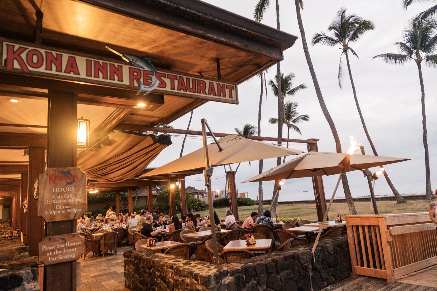 Kona Inn Restaurant oceanfront dining lanai
