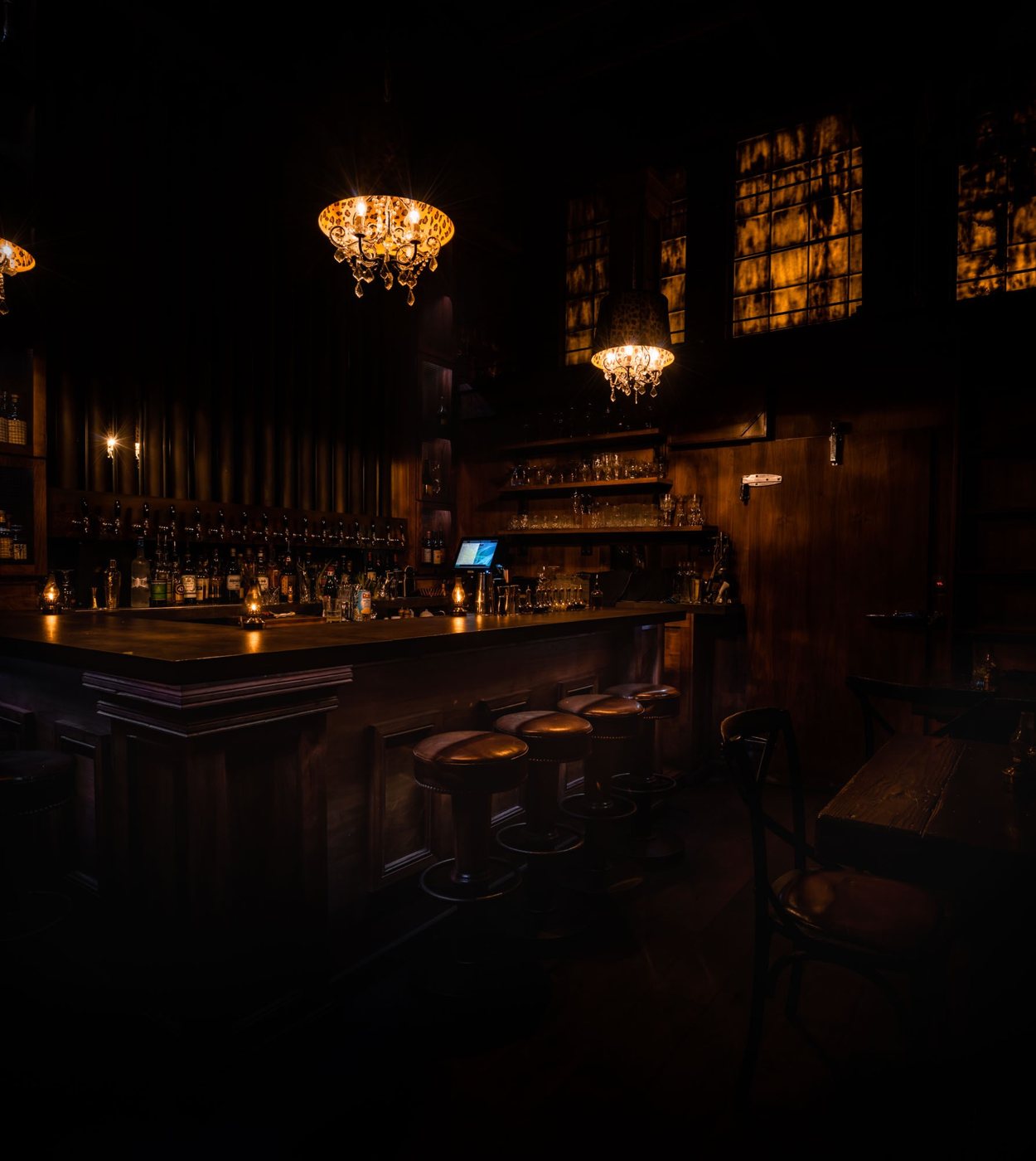 Gaslamp Kailua cocktail bar interior