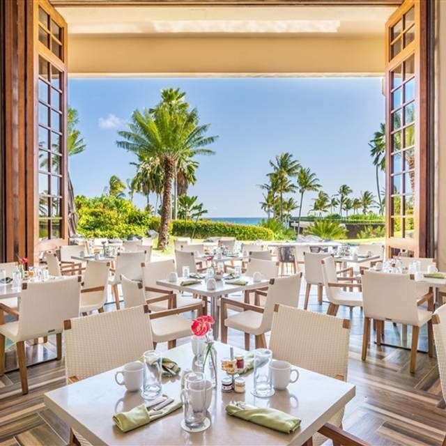 ʻIlima Terrace dining terrace at Grand Hyatt Kauai
