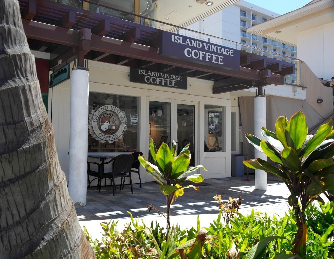 Island Vintage Coffee at Whalers Village, Maui