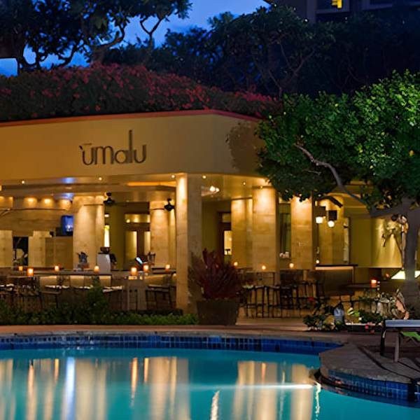 ʻUmalu poolside dining at Hyatt Regency Maui