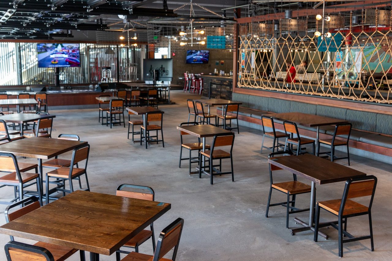 Maui Brewing Co. Waikīkī main dining room
