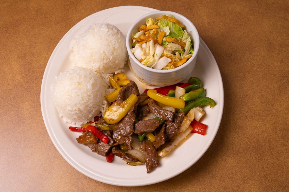 A plated meal from Café Kalawe.