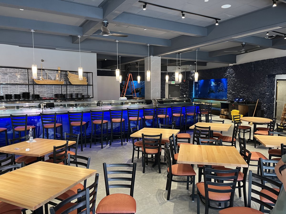 The Blue Fish Waikiki dining room at Waikiki Beach Walk